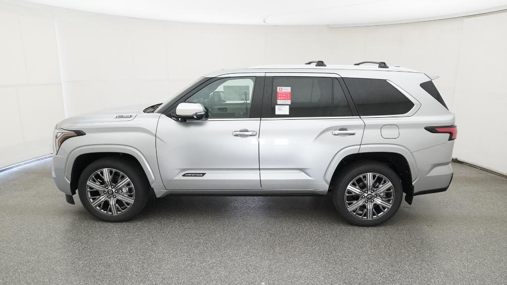 2025 Toyota Sequoia Capstone photo 15