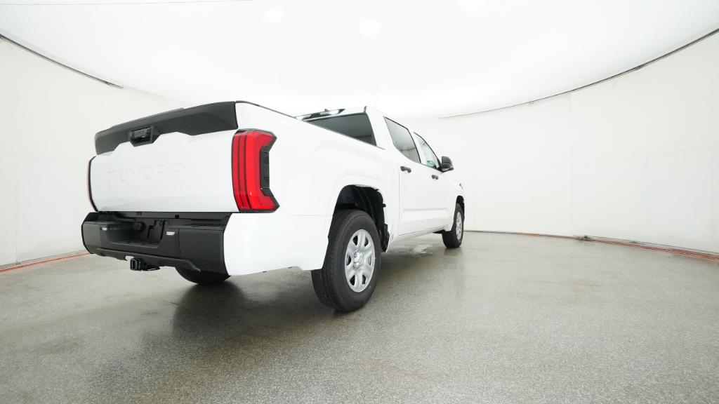 2026 Toyota Tundra SR CrewMax photo 18
