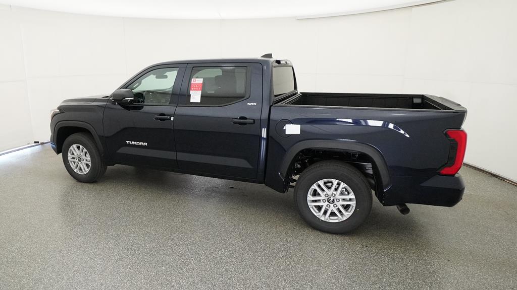 Certified Used 2025  Toyota SR5 image 17