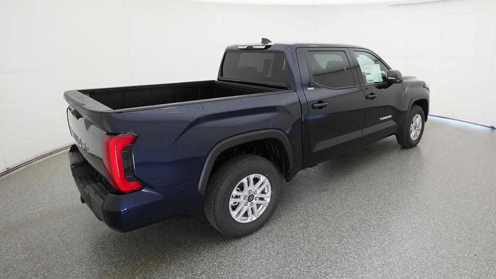 Certified Used 2025  Toyota SR5 image 7