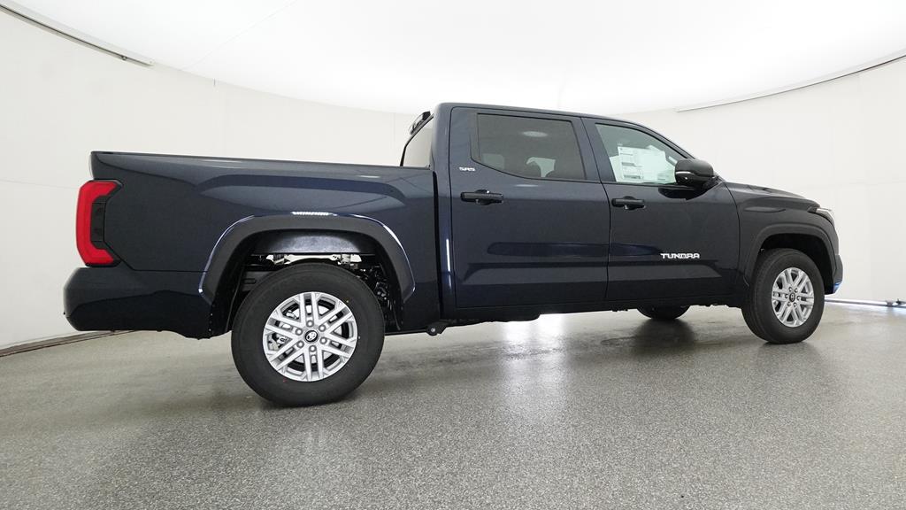 Certified Used 2025  Toyota SR5 image 16