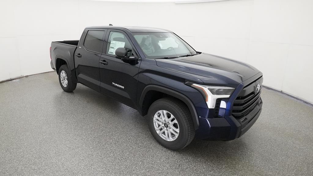 Certified Used 2025  Toyota SR5 image 19