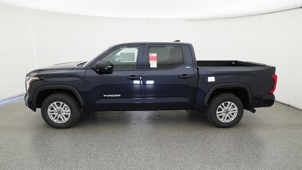 Certified Used 2025  Toyota SR5 image 8