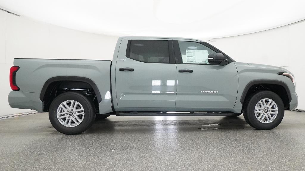 2026 Toyota Tundra SR5 - Photo 38