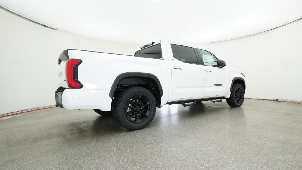 New 2026 Ice Cap Toyota  SR5 image 18