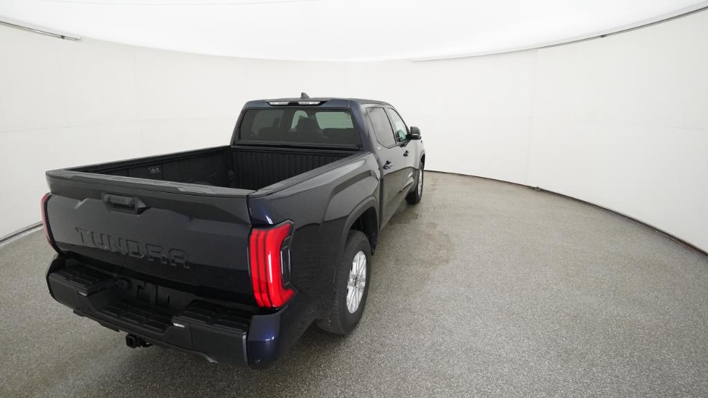 2026 Toyota Tundra SR5 CrewMax photo 19