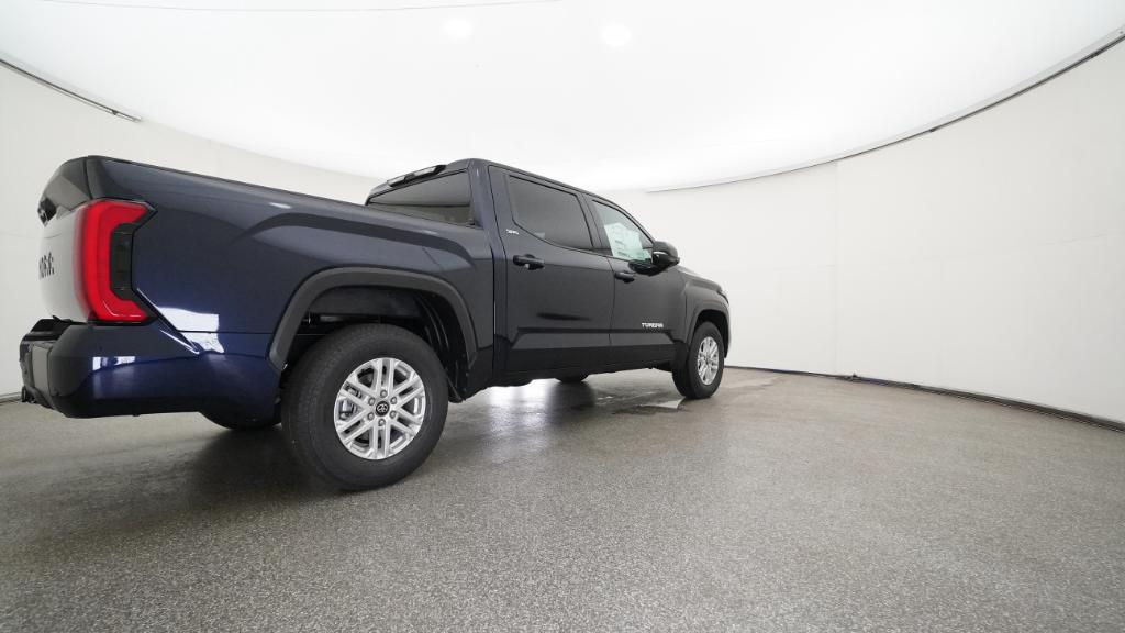 2026 Toyota Tundra SR5 CrewMax photo 21