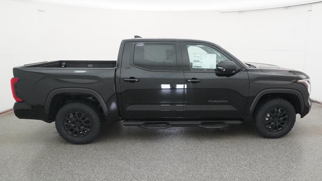 New 2026 Midnight Black Metallic Toyota  SR5 image 6