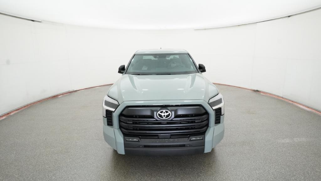 2026 Toyota Tundra SR5 CrewMax photo 3