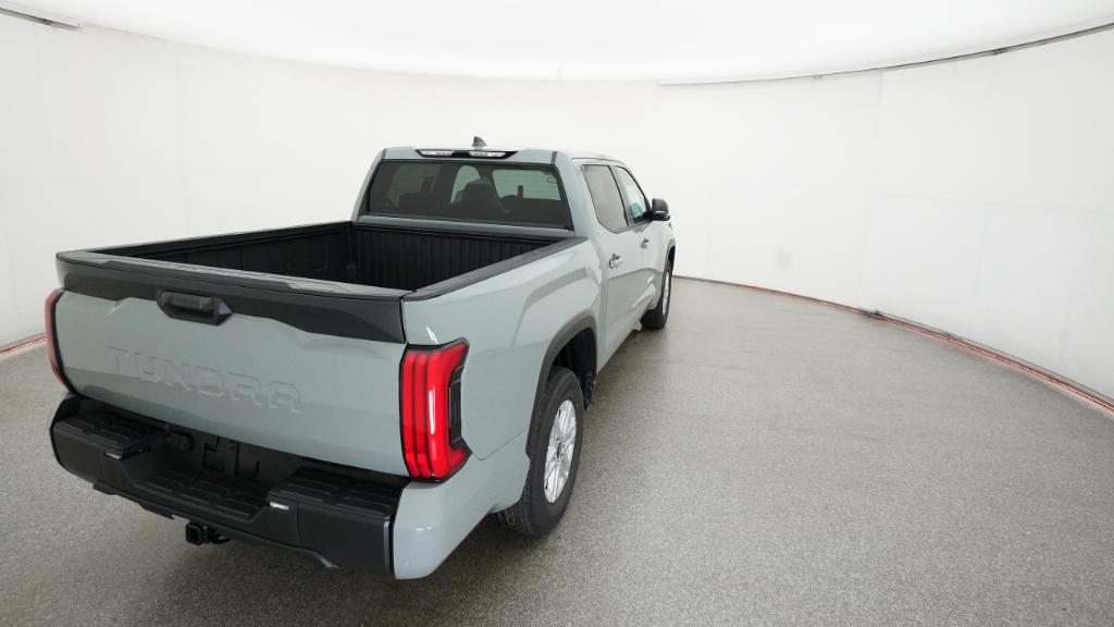 2026 Toyota Tundra SR5 CrewMax photo 19