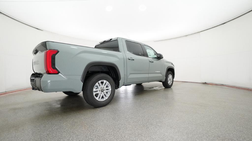 2026 Toyota Tundra SR5 CrewMax photo 21