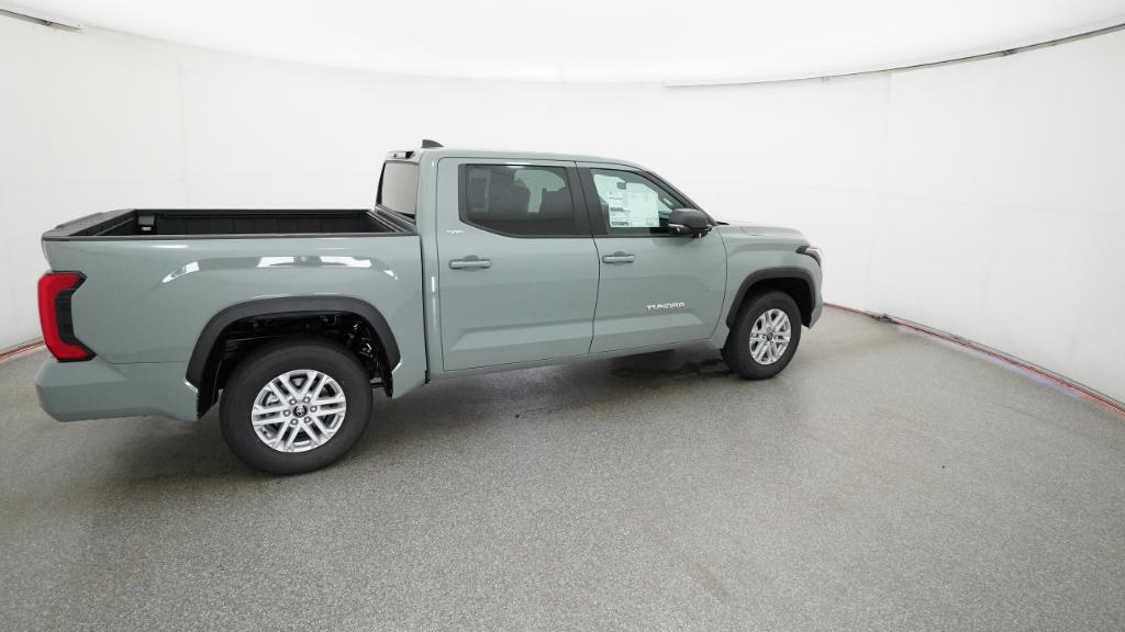 2026 Toyota Tundra SR5 CrewMax photo 22