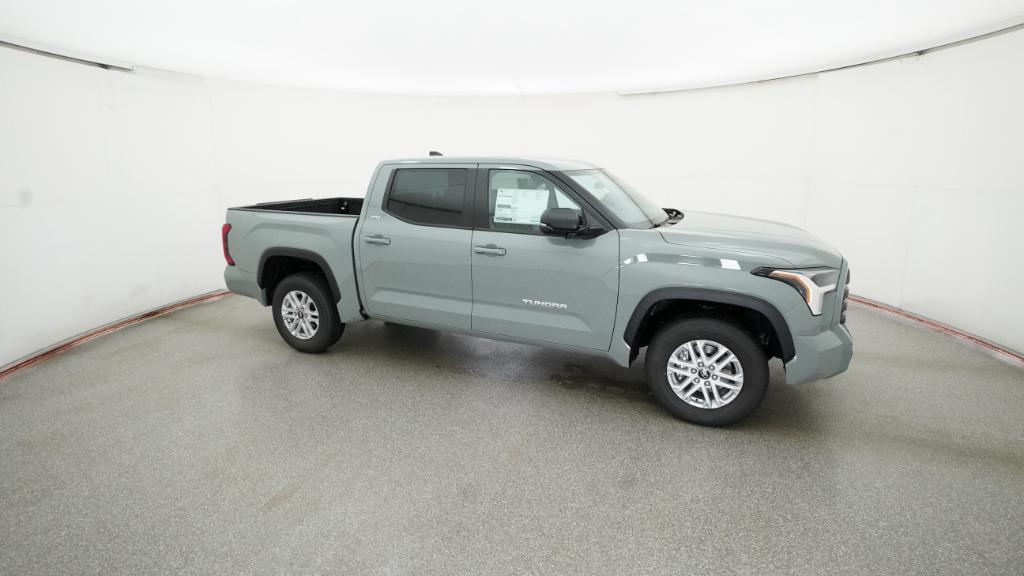 2026 Toyota Tundra SR5 CrewMax photo 26