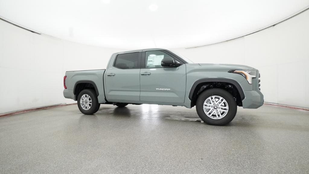2026 Toyota Tundra SR5 CrewMax photo 27