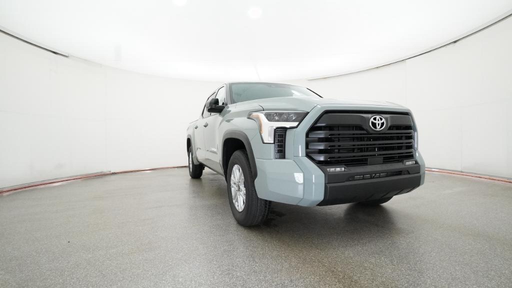 2026 Toyota Tundra SR5 CrewMax photo 31