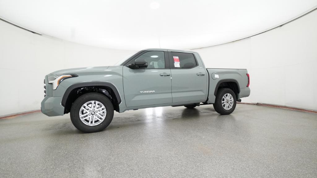 2026 Toyota Tundra SR5 CrewMax photo 7