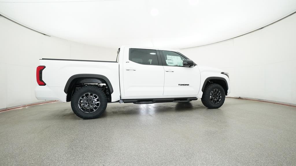2025 Toyota Tundra SR5 - Photo 11