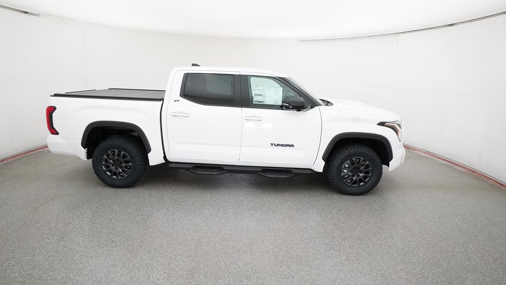2025 Toyota Tundra SR5 - Photo 13
