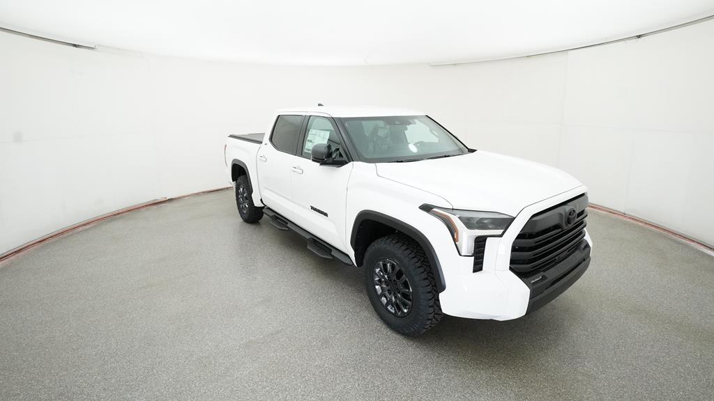 2025 Toyota Tundra SR5 - Photo 10