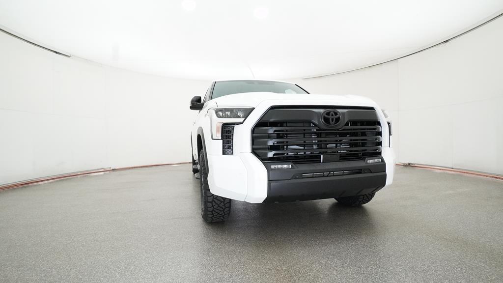 2025 Toyota Tundra SR5 - Photo 18
