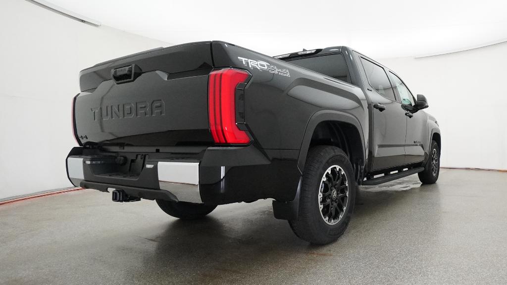 New 2026 Midnight Black Metallic Toyota SR5 image 36