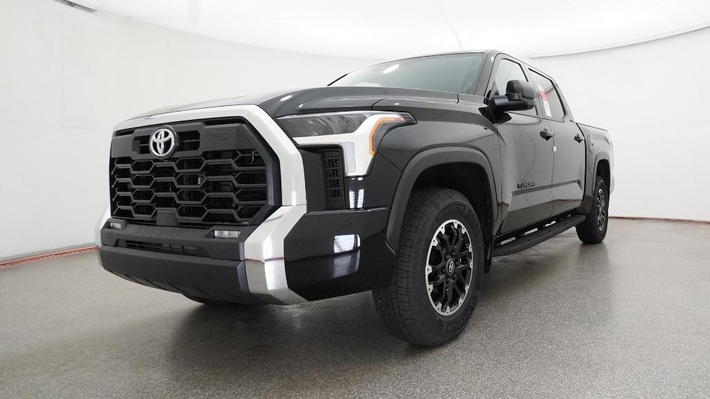 New 2026 Midnight Black Metallic Toyota SR5 image 32
