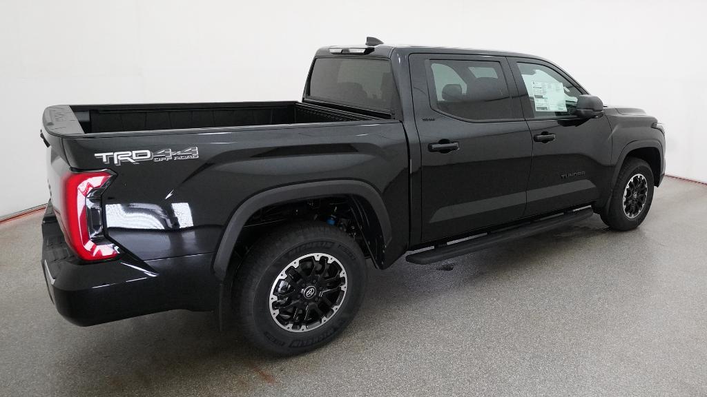 New 2026 Midnight Black Metallic Toyota SR5 image 31