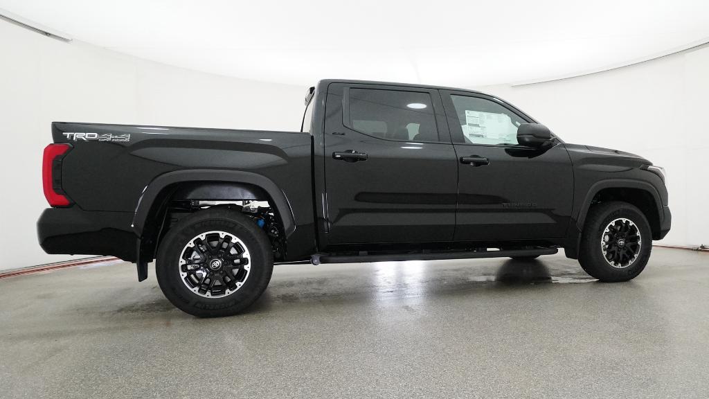 New 2026 Midnight Black Metallic Toyota SR5 image 34