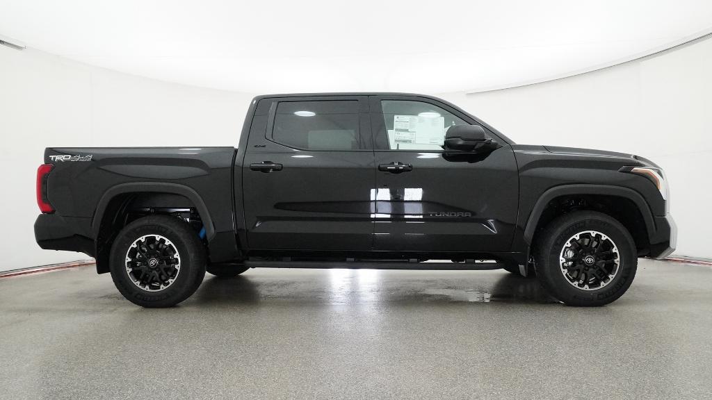 New 2026 Midnight Black Metallic Toyota SR5 image 30