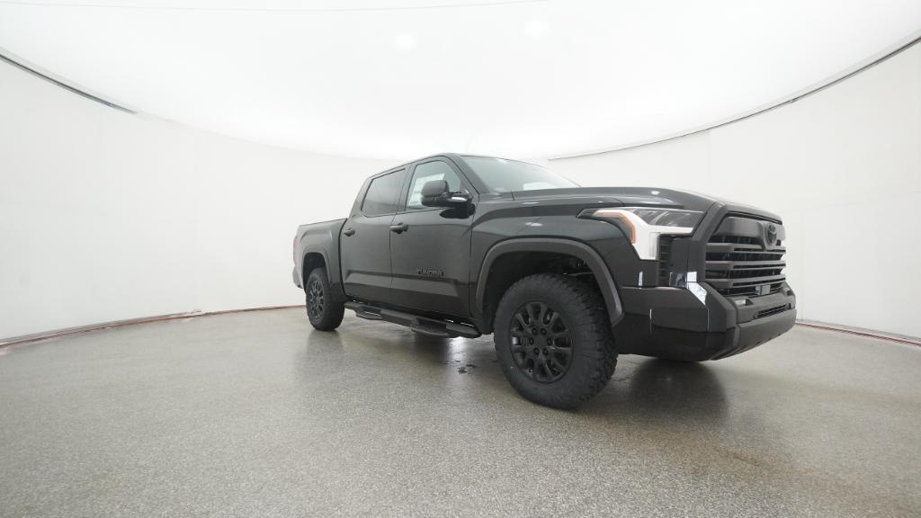 2026 Toyota Tundra SR5 - Photo 8