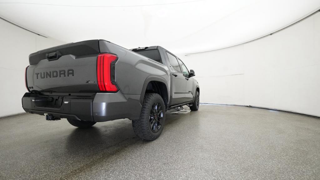 2026 Toyota Tundra SR5 CrewMax photo 20