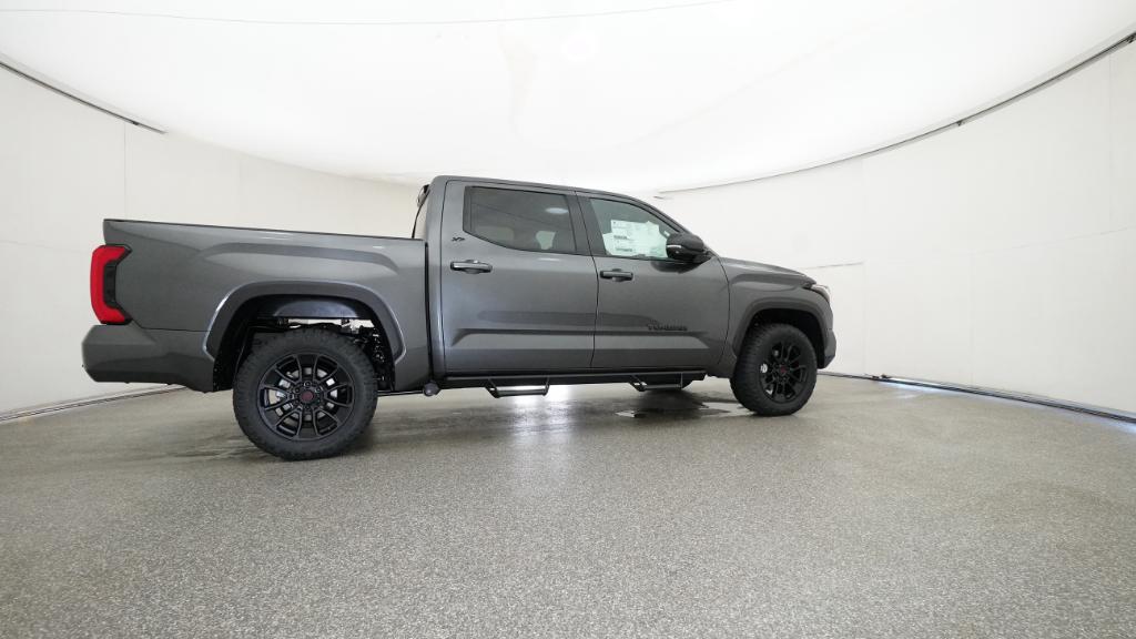2026 Toyota Tundra SR5 CrewMax photo 23