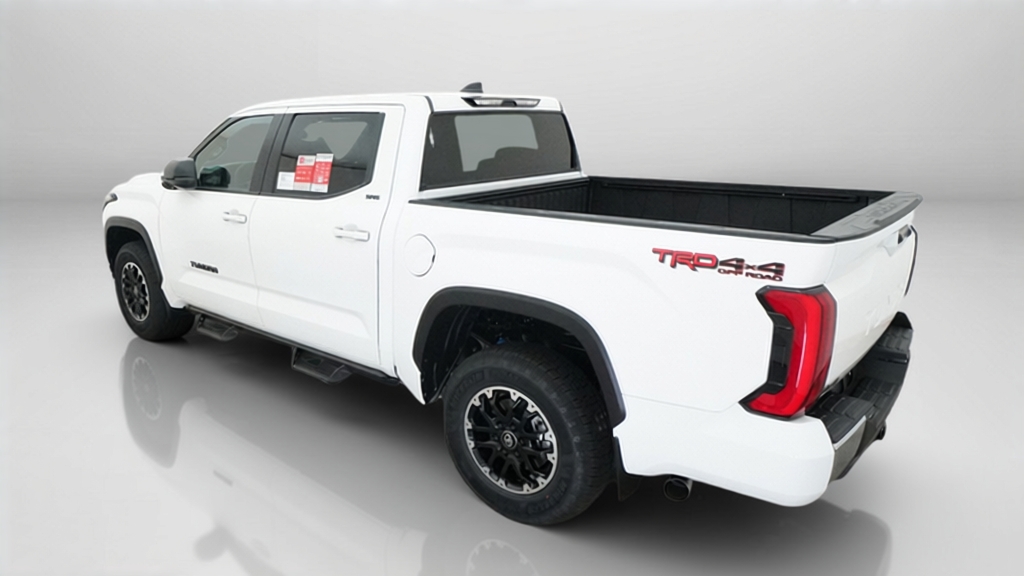 2026 Toyota Tundra SR5 CREWMAX 5.5' BED Crew Cab Pickup Slide 6