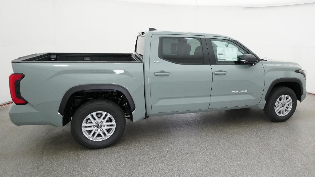 New 2026 Lunar Rock Toyota SR5 image 33