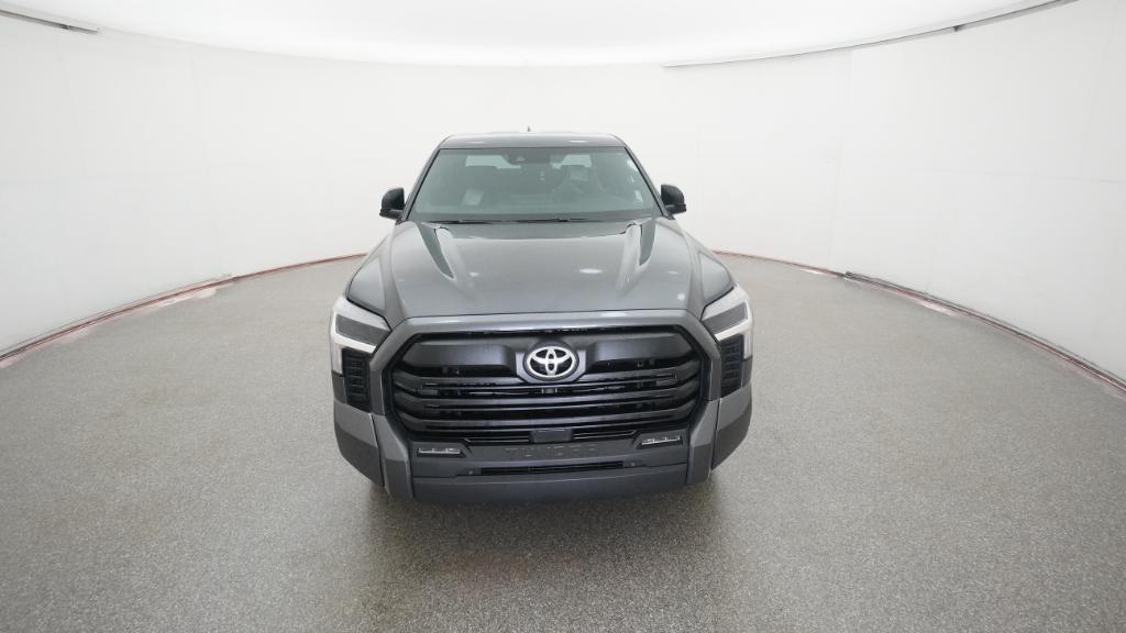2026 Toyota Tundra SR5 CrewMax photo 2