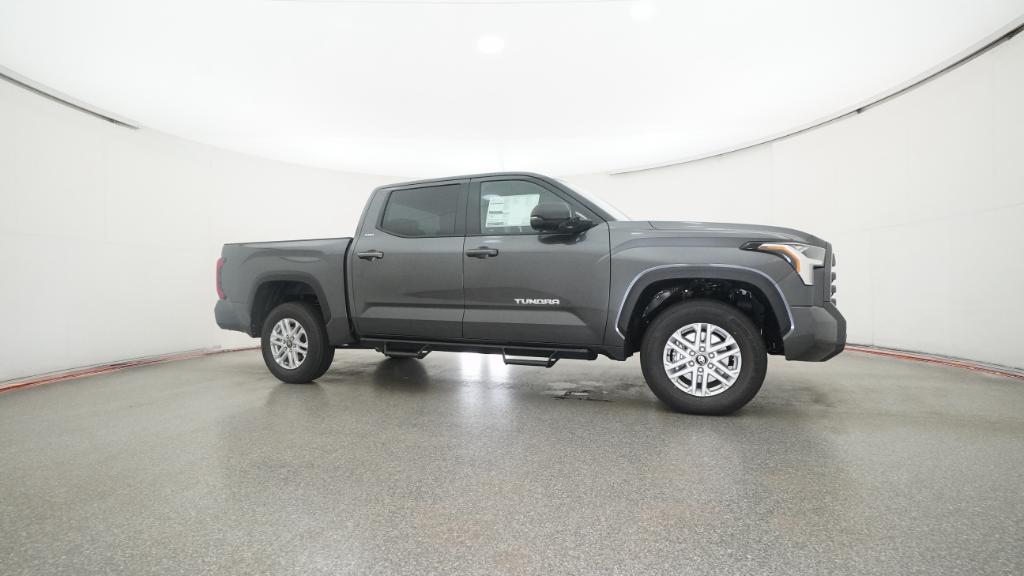 2026 Toyota Tundra SR5 CrewMax photo 28
