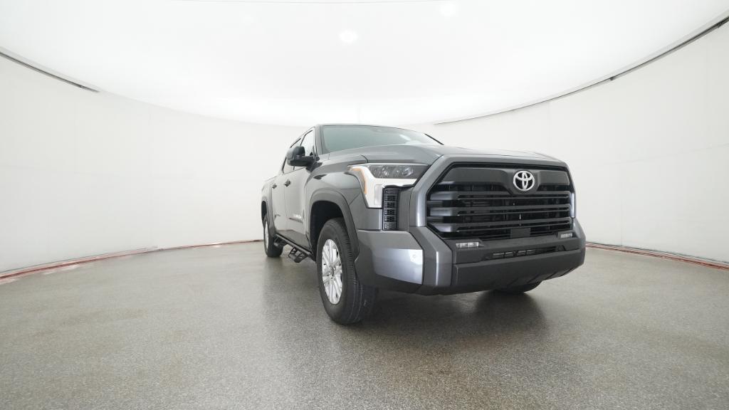 2026 Toyota Tundra SR5 CrewMax photo 31