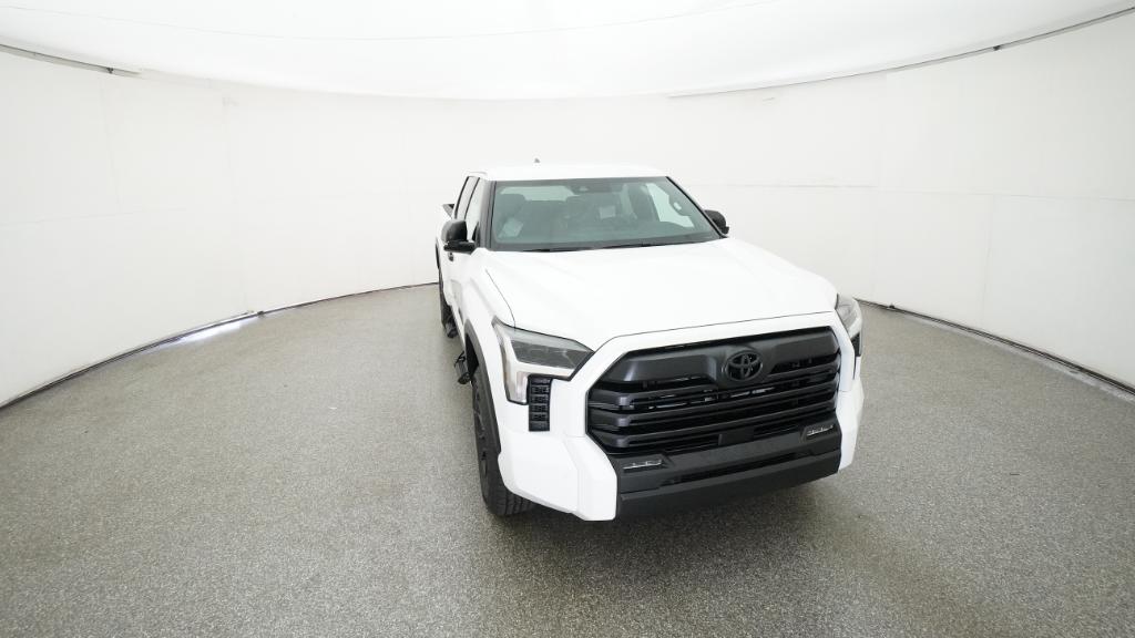 2026 Toyota Tundra SR5 CrewMax photo 4