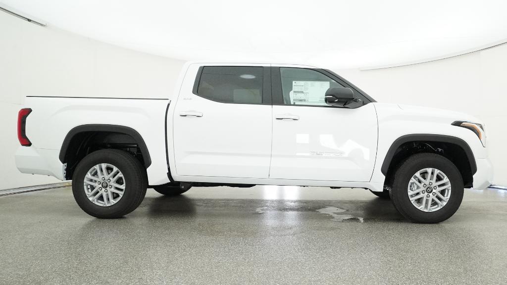 New 2026 Ice Cap Toyota  SR5 image 39