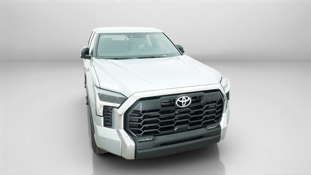 New 2026 Celestial Silver Metallic Toyota SR5 image 43