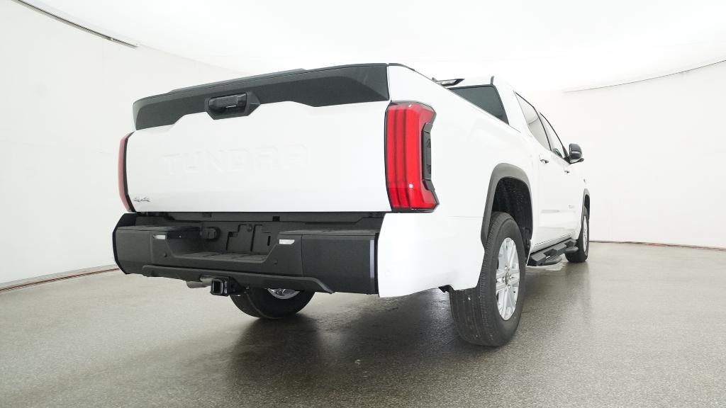 New 2026 Toyota Tundra SR5 4D CrewMax