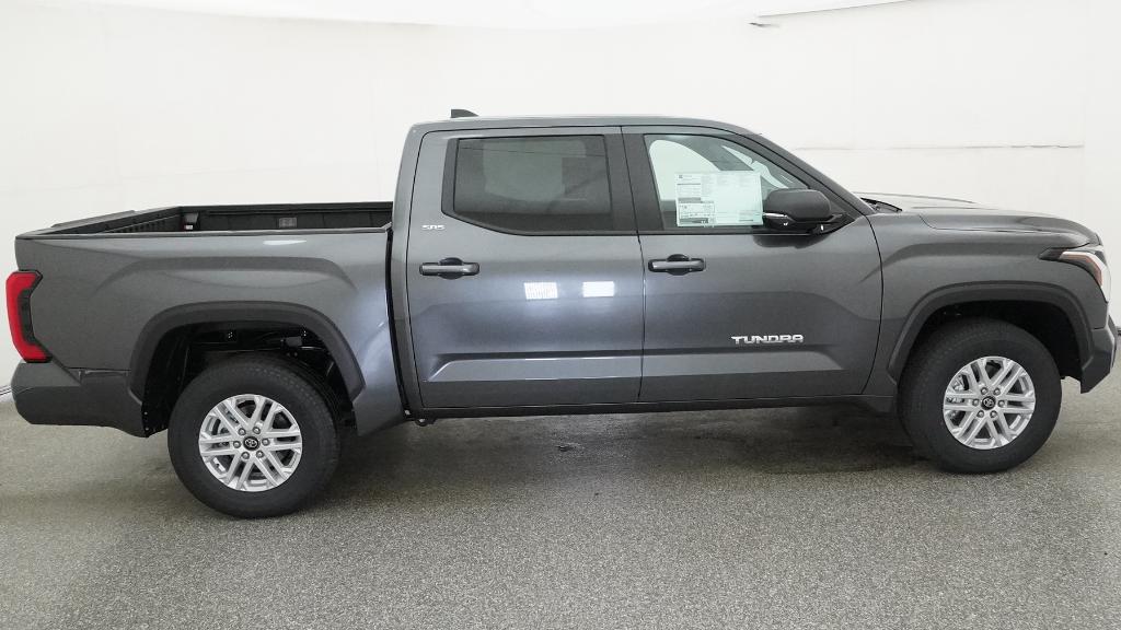 2026 Toyota Tundra SR5 - Photo 39