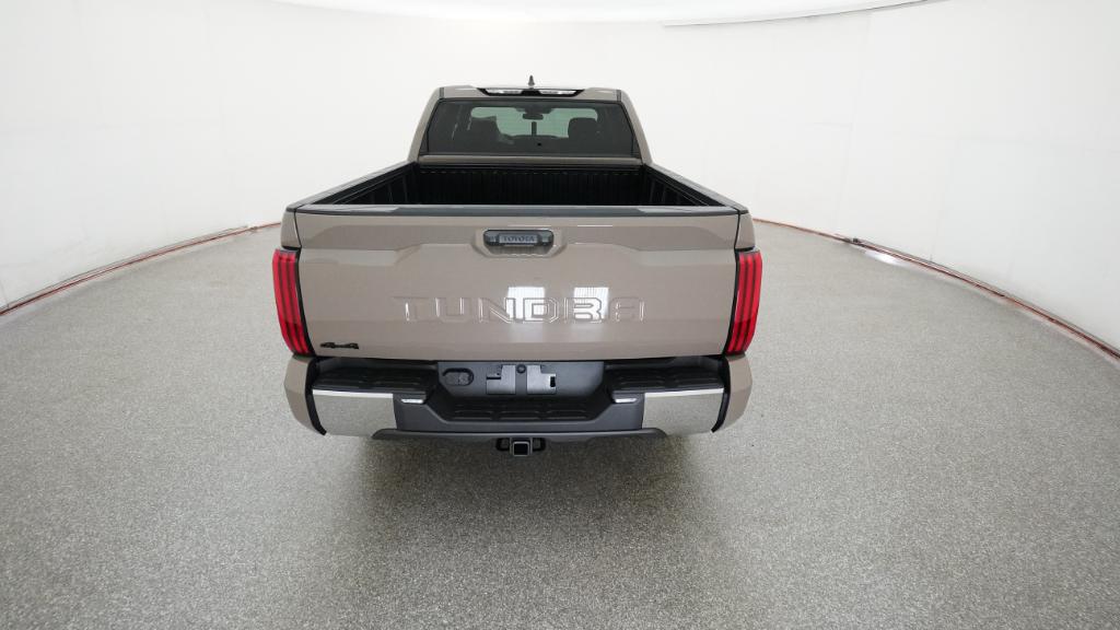 2026 Toyota Tundra SR5 CrewMax photo 17