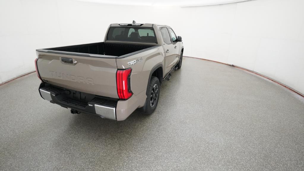 2026 Toyota Tundra SR5 CrewMax photo 18
