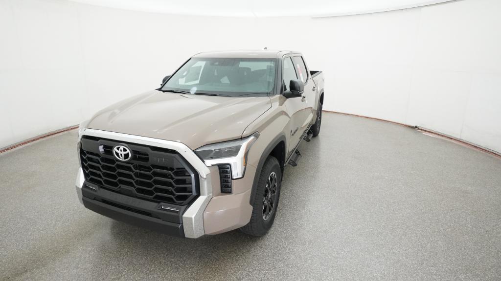 2026 Toyota Tundra SR5 CrewMax photo 4