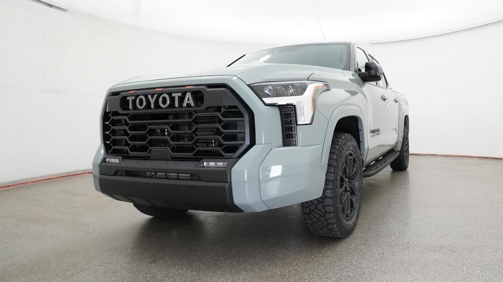 New 2026 Lunar Rock Toyota SR5 image 33