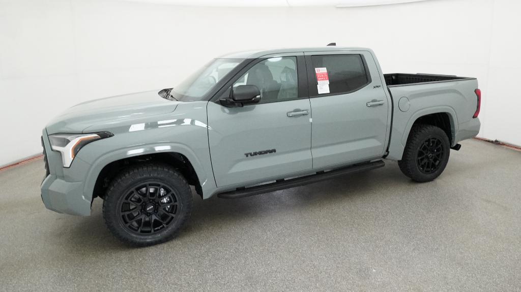 New 2026 Lunar Rock Toyota SR5 image 31