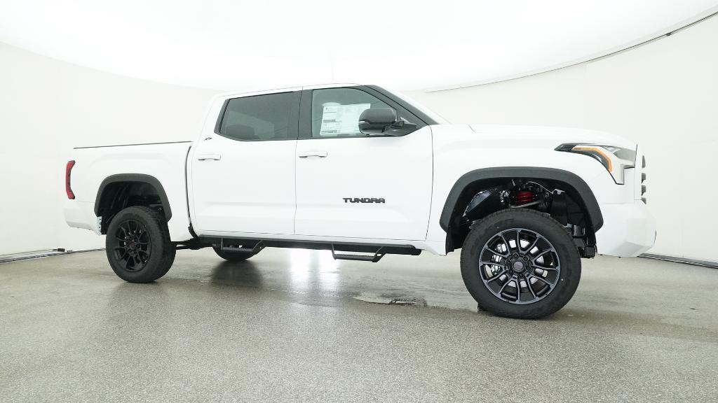2026 Toyota Tundra SR5 - Photo 8