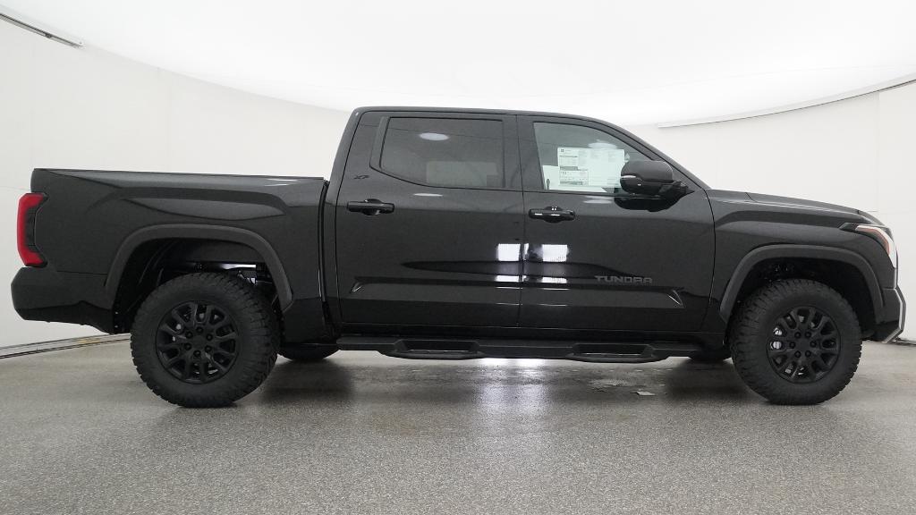 New 2026 Toyota Tundra SR5 4D CrewMax