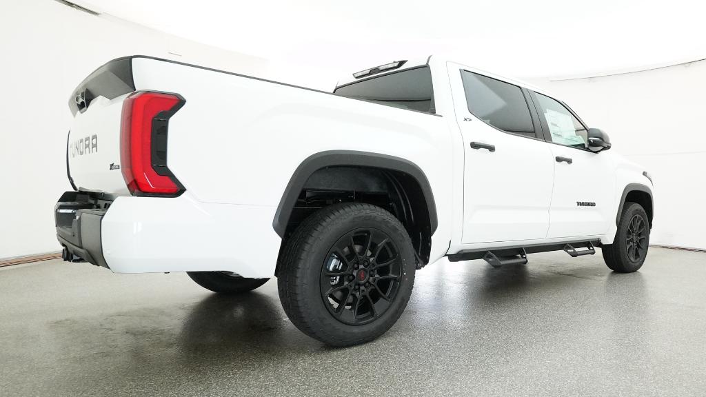 2026 Toyota Tundra 4WD SR5 CREWMAX 5.5' BED Crew Cab Pickup Slide 26